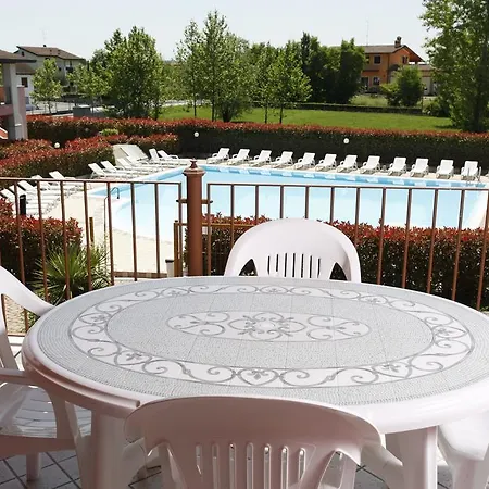 Villaggio Turistico Lugana Marina Aparthotel Sirmione