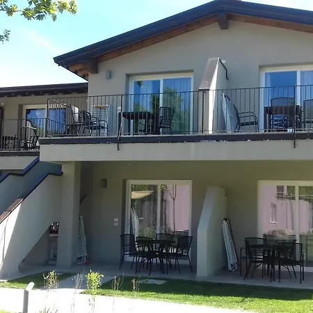 Aparthotel Villaggio Turistico Lugana Marina 3*